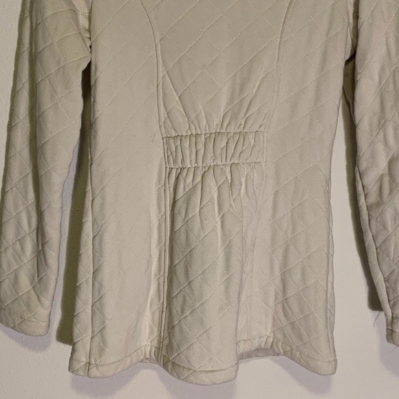 The North Face Quilted Ivory Jacket - Picture 7 of 8